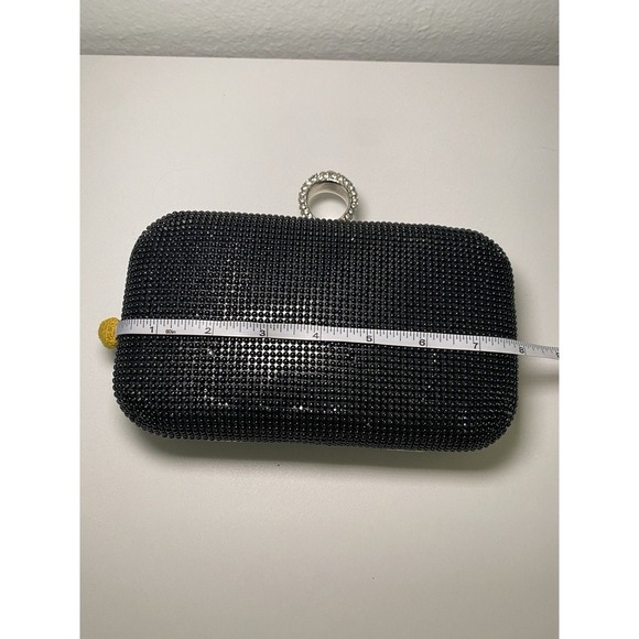 Vintage Black Beaded Flapper Clutch Rhinestone Ring Opener Accent Chain Strap - Picture 15 of 16